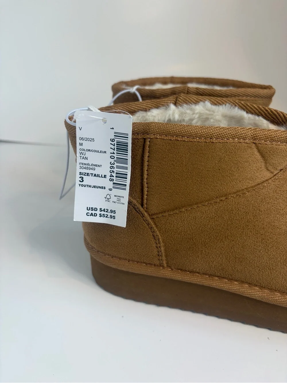 NWT Girls Boots low platform Faux-Shearling low Slip-on Booties Tan Size 3